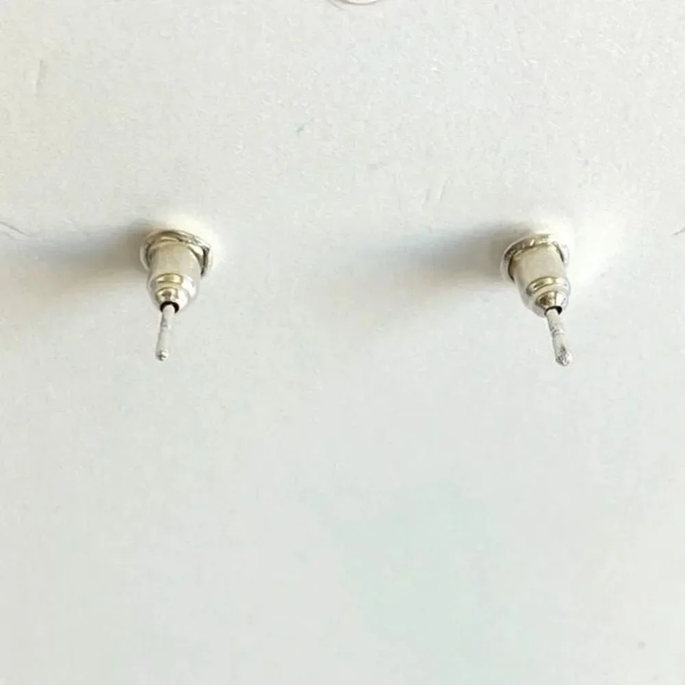 Indio Jewelry Tiny Minimalist Silver Dog Stud Earrings #113